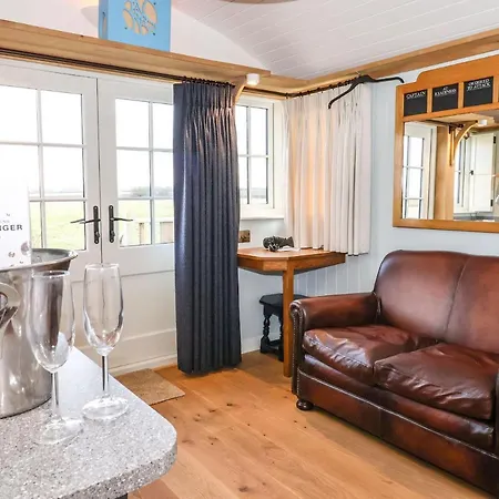 The Fenton Semesterbostad