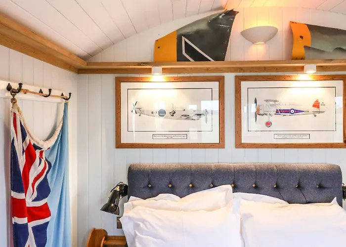 The Fenton * יורק